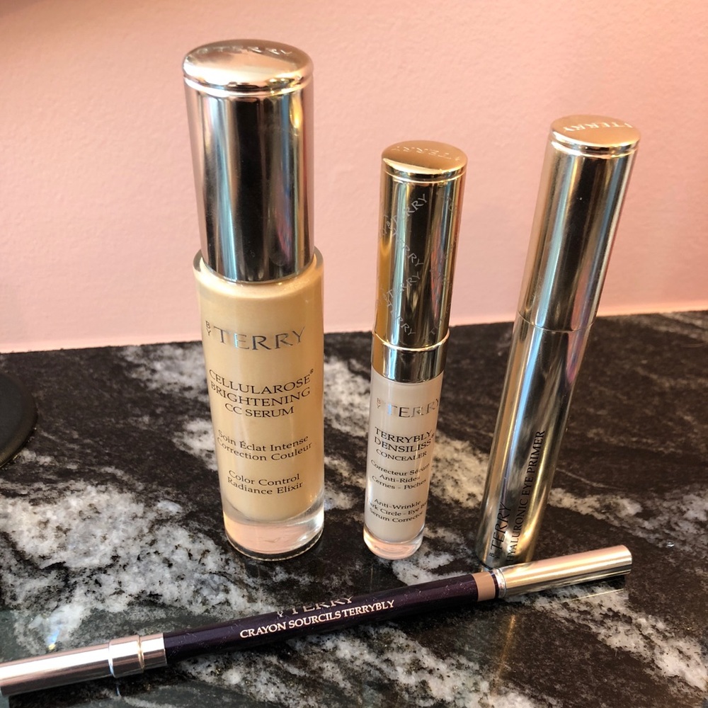 4 like new products by By Terry